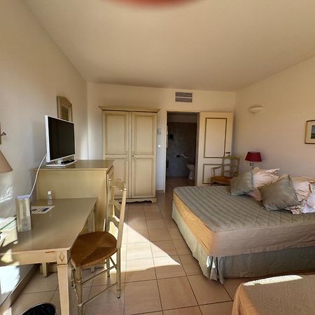 Hotel Terriciae Aux Portes De Maussane Les Alpilles Exterior foto