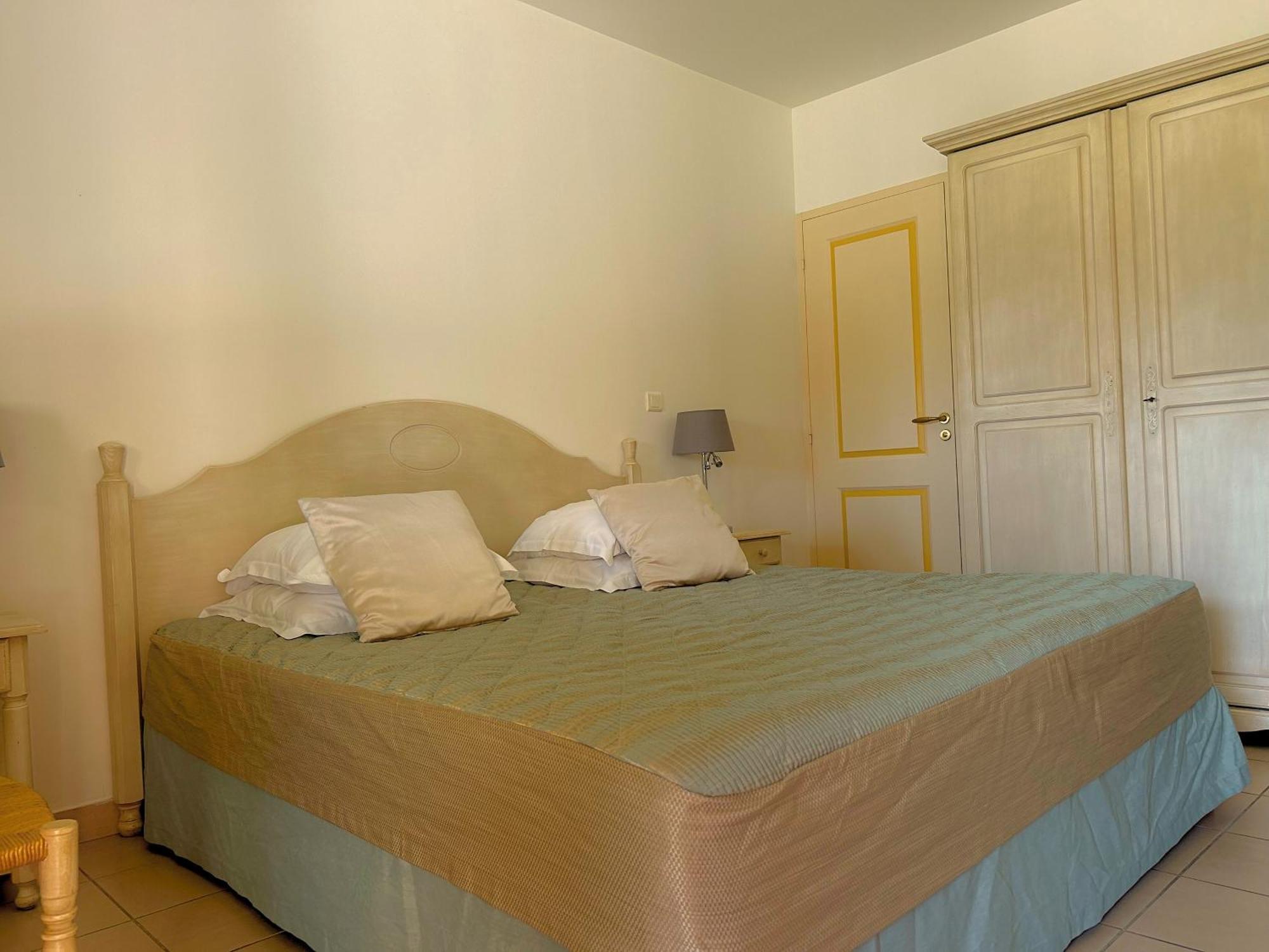 Hotel Terriciae Aux Portes De Maussane Les Alpilles Quarto foto