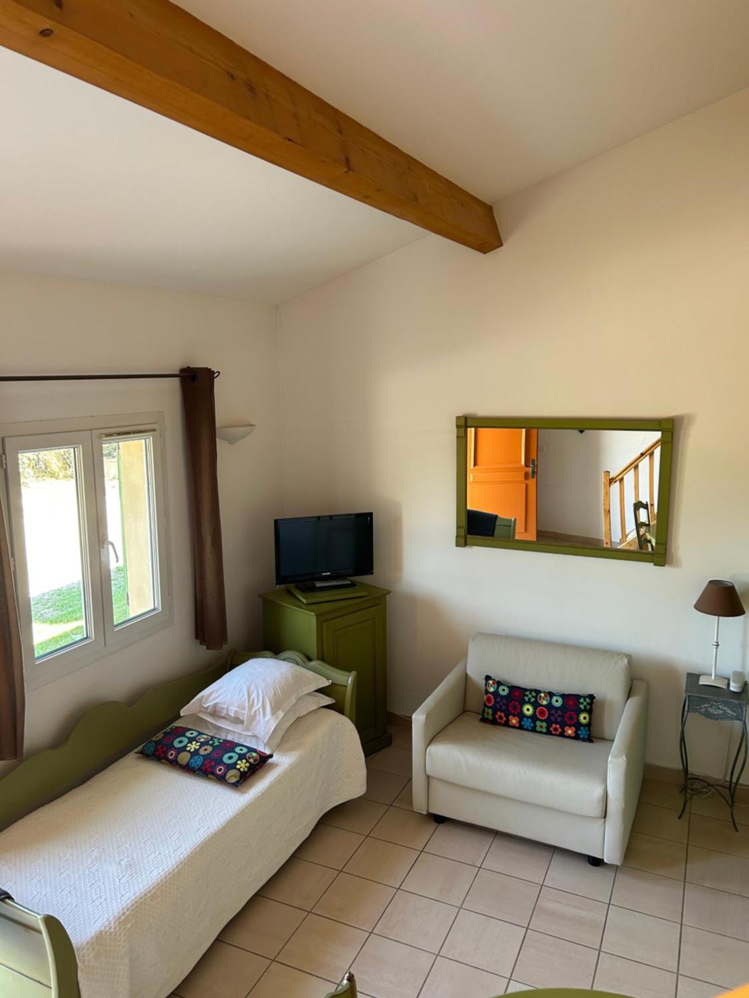 Hotel Terriciae Aux Portes De Maussane Les Alpilles Quarto foto