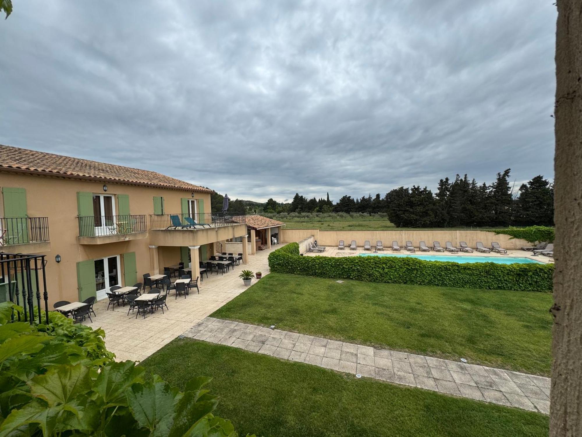 Hotel Terriciae Aux Portes De Maussane Les Alpilles Exterior foto